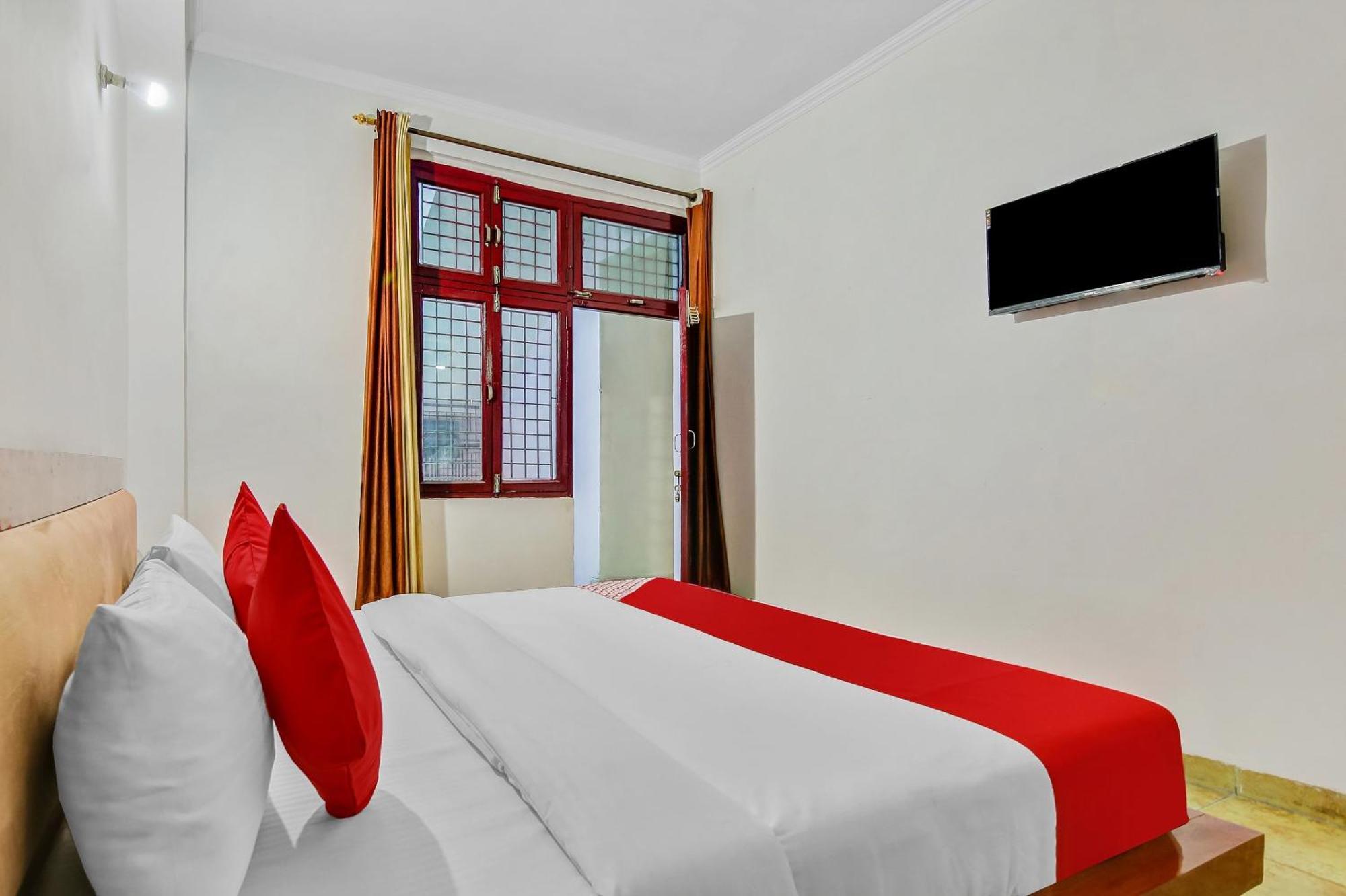 Hotel O Yash Hotel กาเซียบัด ภายนอก รูปภาพ